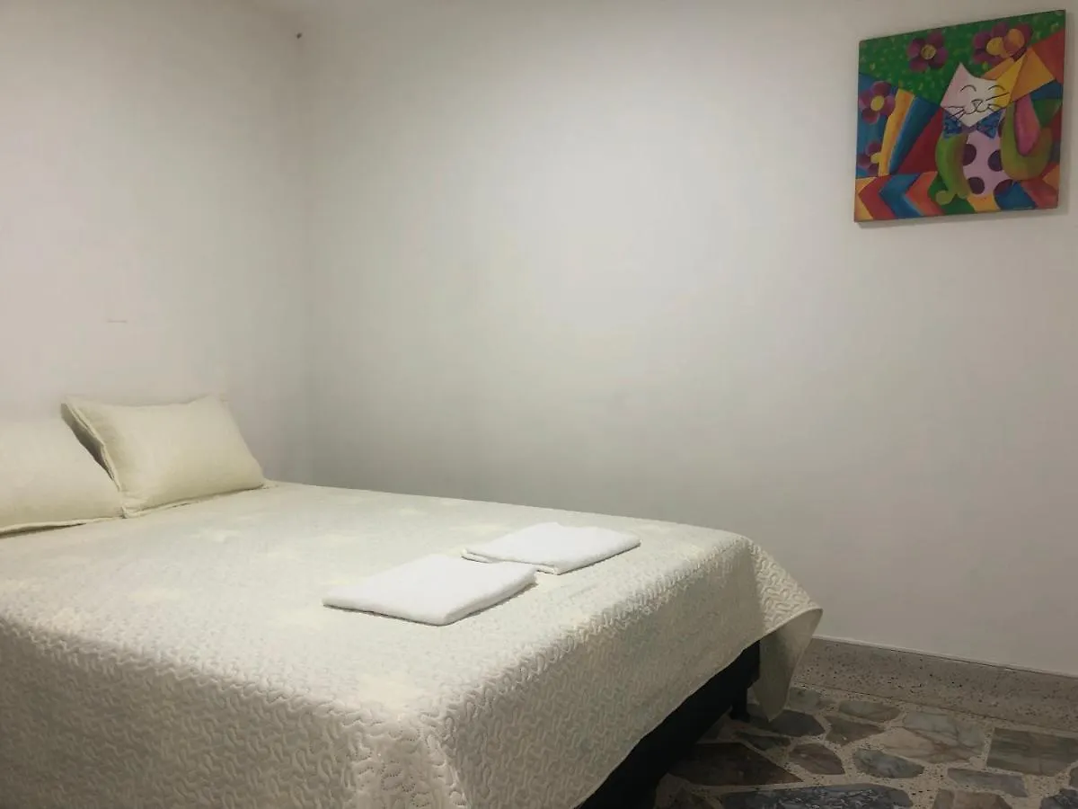 Apartamento Apartamento Comodo En Laureles, Grande , Centrico , Bien Ubicado Apto303 Medellín