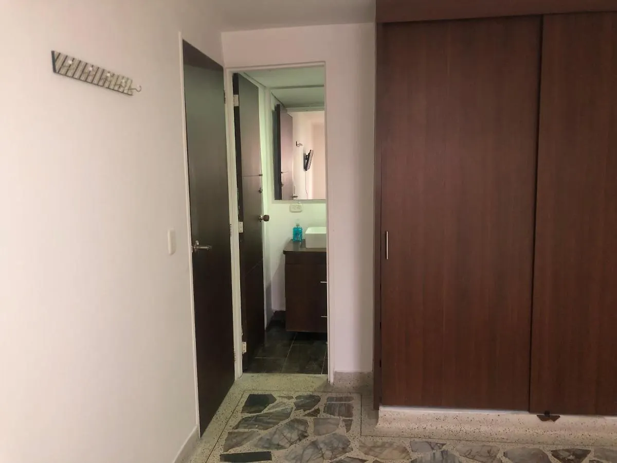 Apartamento Apartamento Comodo En Laureles, Grande , Centrico , Bien Ubicado Apto303 Medellín