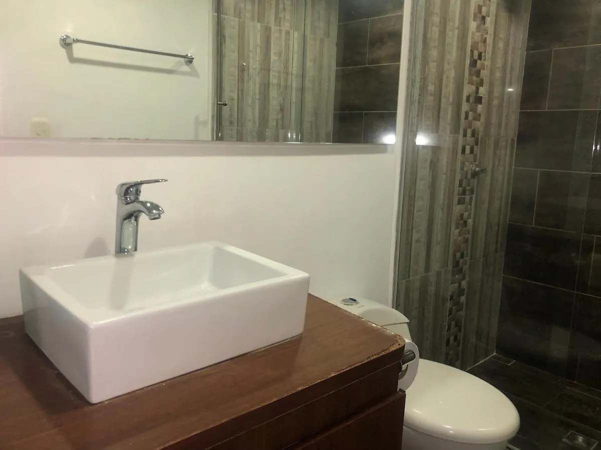 Apartamento Apartamento Comodo En Laureles, Grande , Centrico , Bien Ubicado Apto303 Medellín