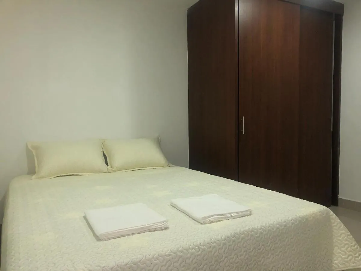 Apartamento Apartamento Comodo En Laureles, Grande , Centrico , Bien Ubicado Apto303 Medellín 0*,  Colombia