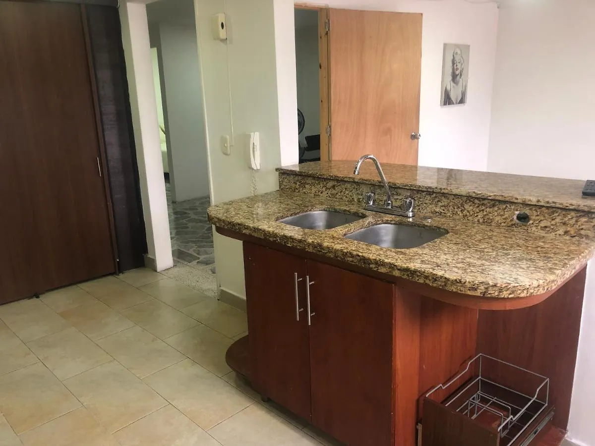 Apartamento Apartamento Comodo En Laureles, Grande , Centrico , Bien Ubicado Apto303 Medellín