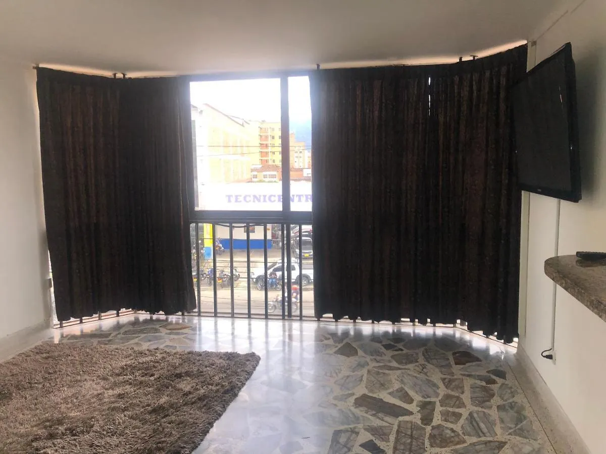 Apartamento Apartamento Comodo En Laureles, Grande , Centrico , Bien Ubicado Apto303 Medellín