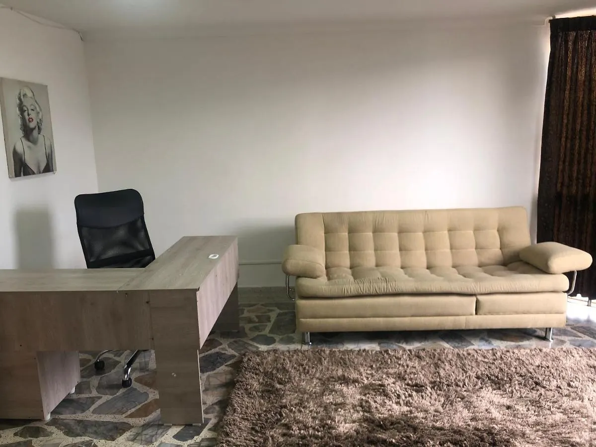 Apartamento Apartamento Comodo En Laureles, Grande , Centrico , Bien Ubicado Apto303 Medellín